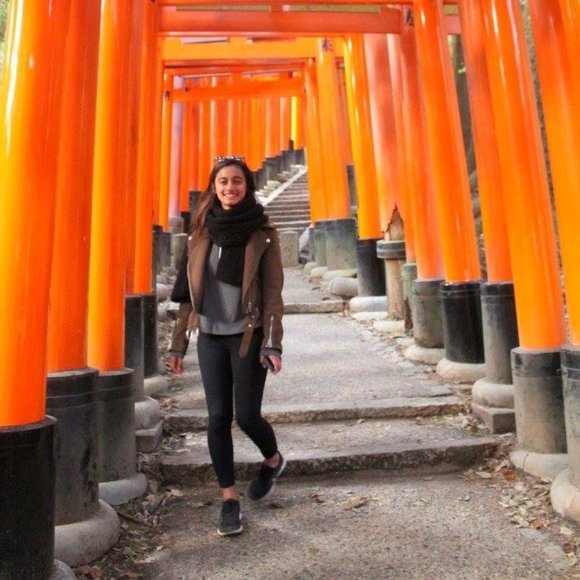 Meet your Posher, Isha - Picture 1 of 1